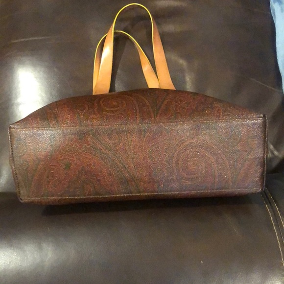 W ETRO Milano Red Paisley Vachetta Leather Tote Shoulder Bag Interior Zip Pocket - Picture 17 of 17